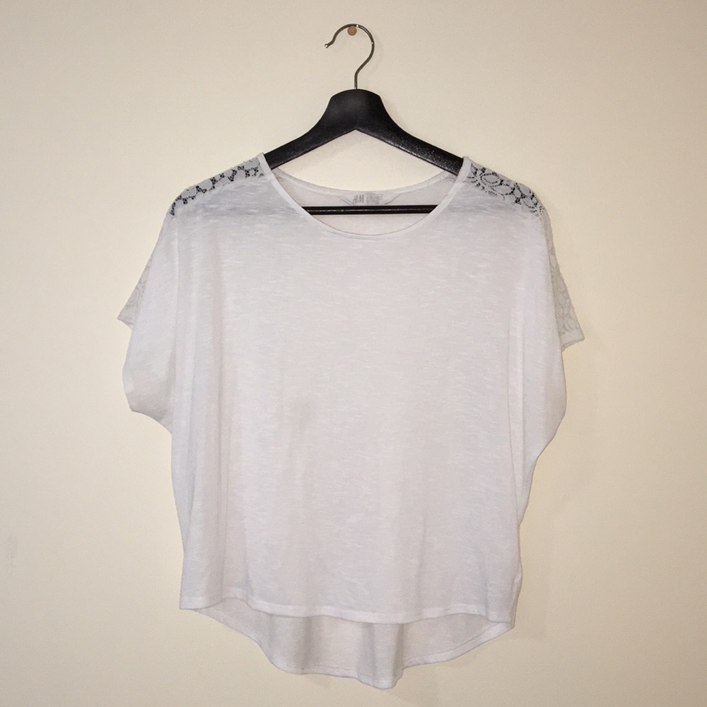 White top from H&M✨